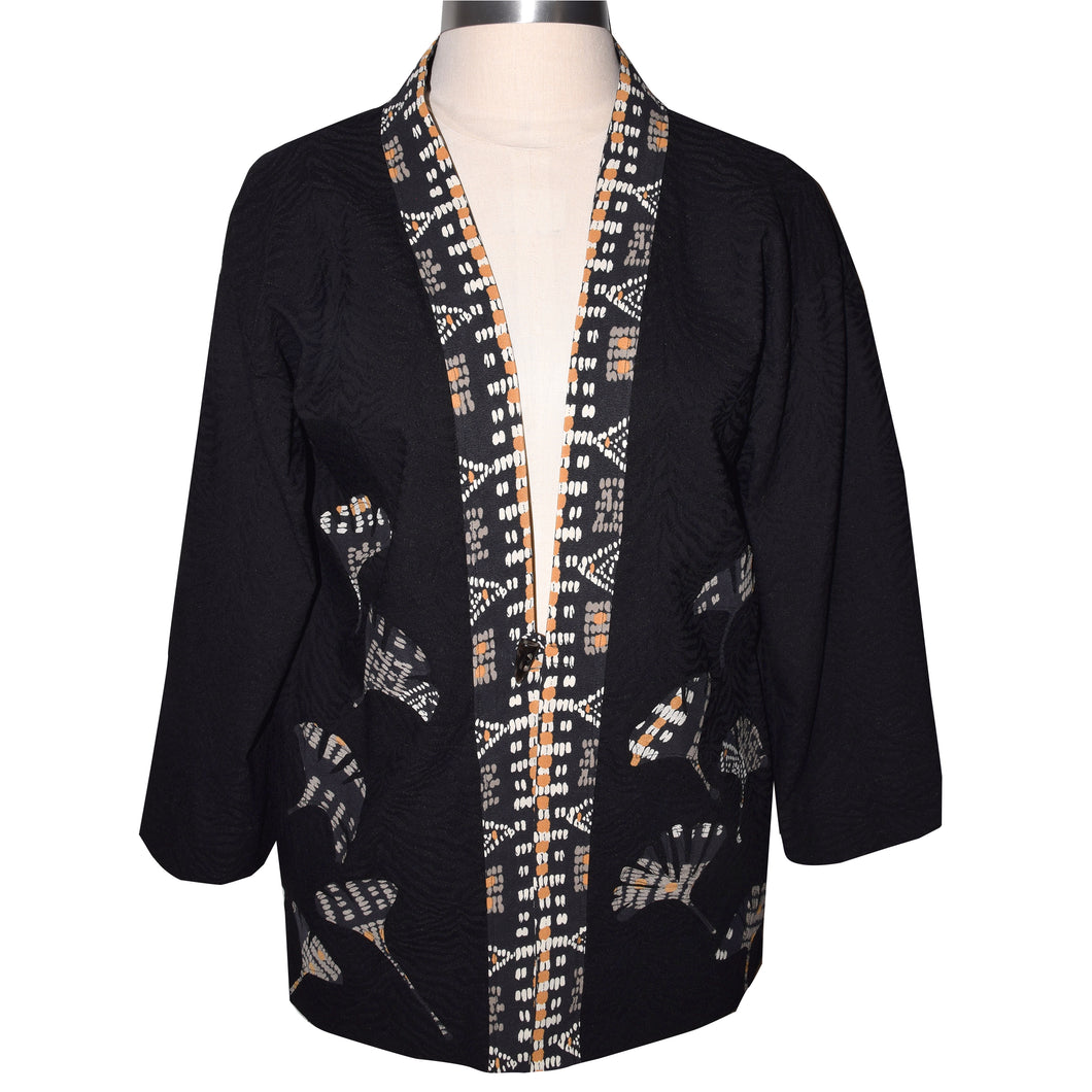 Elegant Black Kimono Jacket with Appliquéd Silk Gingko Leaves and Neckband