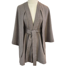 Load image into Gallery viewer, Exquisite Soft Cashmere Houndstooth Cape with Tie belt