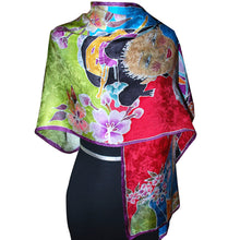 Load image into Gallery viewer, Luxurious Handpainted Japanese Geisha Jacquard Silk Wrap