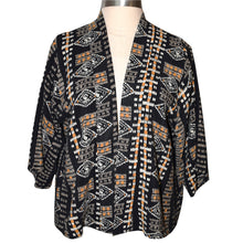 Load image into Gallery viewer, Handsome Crepe de Chine Silk Kimono Jacket in Gold and Black Pattern