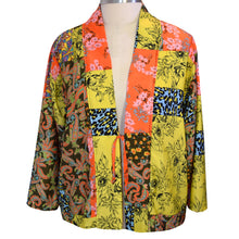 Load image into Gallery viewer, Satin Print Kimono Jacket
