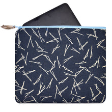 Load image into Gallery viewer, Kindle Zippered Padded Case with Koi Zipper Pull and Japanese Embroidery
