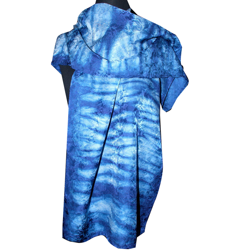 Luxurious Navy Arashi Shibori Jacquard Silk Wrap