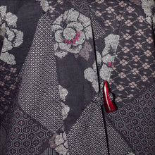 Load image into Gallery viewer, Stunning Handcrafted Deep Purple Print Japanese Cotton Kimono Jacket
